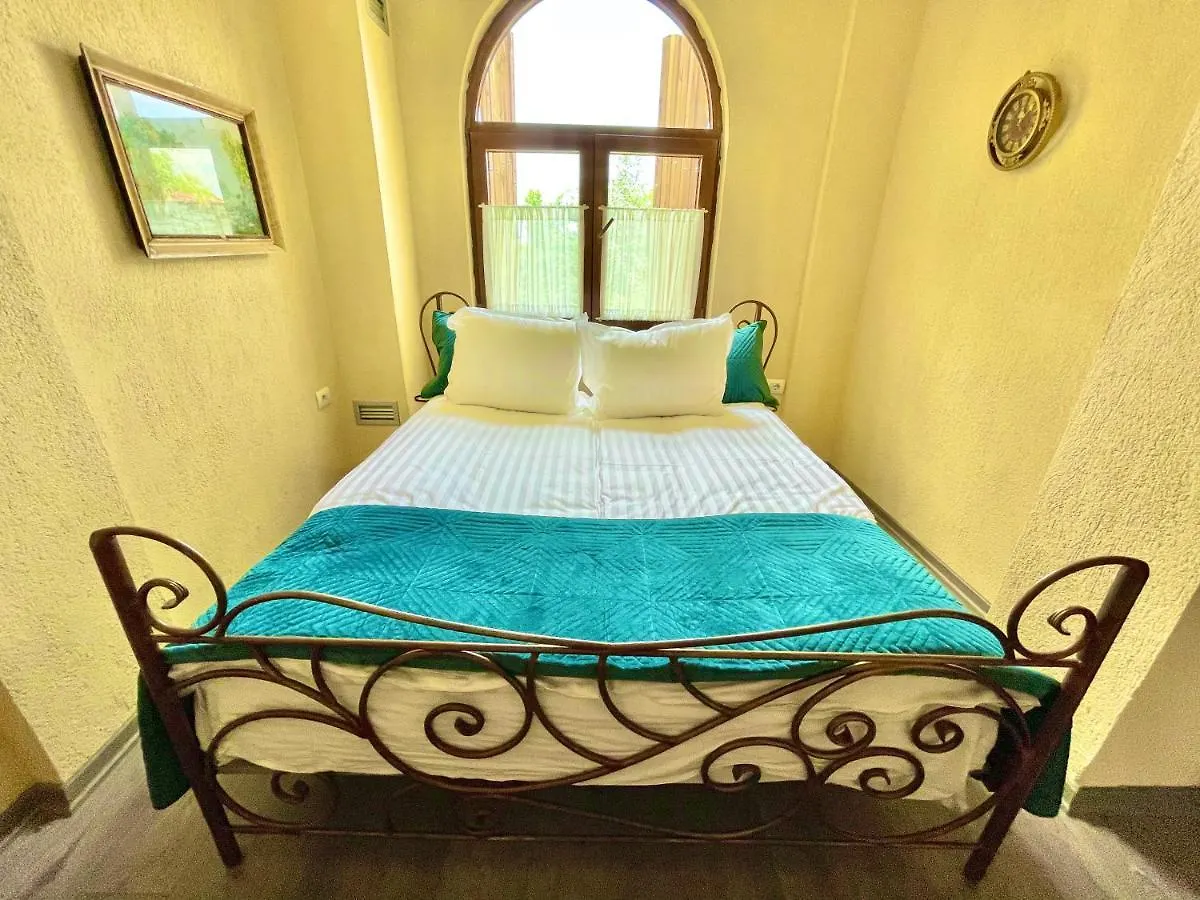 Villa Konda Tushemisht Pogradec Albania